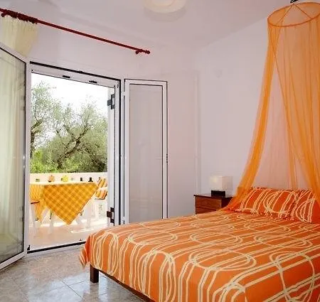 Abby Apartment *
